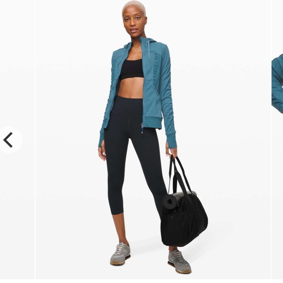 Lululemon- Like New - Sz 10- Dance Studio Jacket III- Reversible- Blue Petrol - Picture 3 of 16